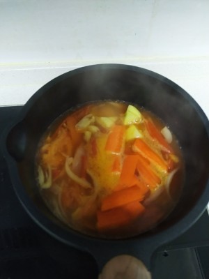 The practice measure of the tomato vegetable soup of simple warmth 7