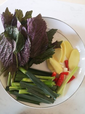 The practice measure of duck of purple perilla stew 1