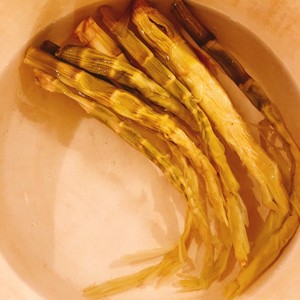 The practice measure of soup of duck of sea of flat pointed bamboo shoot 1
