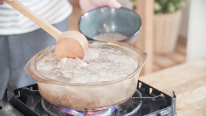 The practice measure of Bao of sirlon of tomato of electric rice cooker 4