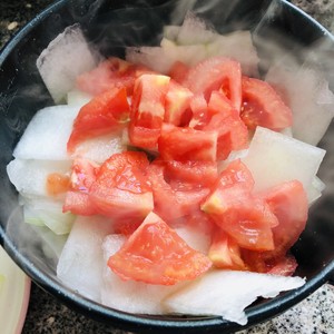 ワックスのひょうたんトマトの殻付きの新鮮なエビのスープの練習方法 3 