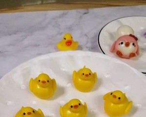 The practice measure of duckling cartoon stuffed dumplings masse of glutinous rice flour served in soup 2