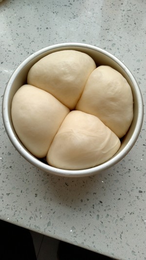 The practice measure of old biscuit of small yellow duckling 11
