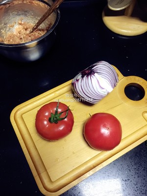 The practice measure of tomato flesh bolus 5
