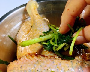 The practice measure of the duck of oily stew of · Xianggu mushroom that the adult on the mother loves most 4