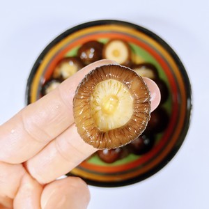 The practice measure of the duck of oily stew of · Xianggu mushroom that the adult on the mother loves most 6