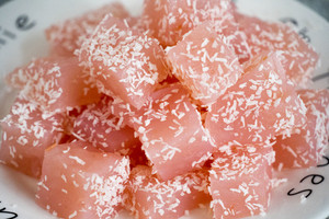 The practice measure of tomato cool cake 9