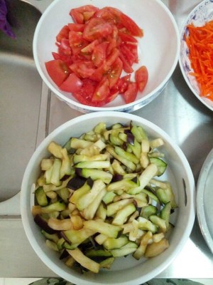 The practice measure that aubergine fries tomato 1