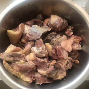 Face of flesh of duck of braise in soy sauce (duck soup bottom) practice measure 1