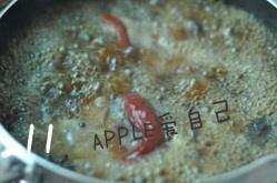 The practice measure of duck of sweet juice crackling 11