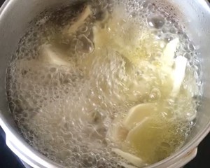 Soup of wet Shan Bao, the practice measure of soup of bamboo shoot duck 8