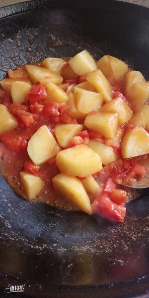 The practice measure of soup of corn of tomato potato carrot 4