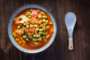 Can mix the practice measure of the boiling water of dawdle of tomato young soya bean that the meal has 10