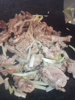 Duck soup / the practice measure of duck flesh 9