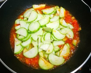 The practice measure that tomato towel gourd scrambles egg 7