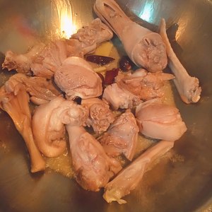 Braise in soy sauce is delicate the practice measure of beer duck 4