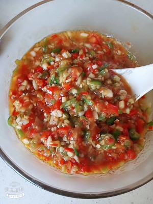 The practice measure that contains tomato pepper sauce 4