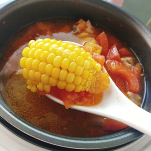 Hand incomplete party / the practice measure of soup of tomato corn chop 2