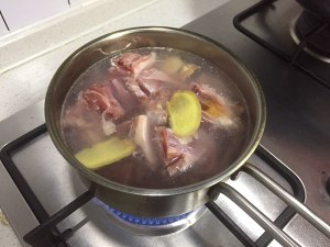 The practice measure that the duck burns lotus root 1