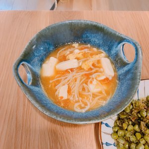 低脂肪クイックワーカー6のトマト豆腐のスープの重量を減らします