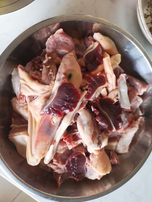 The practice measure of duck of purple perilla stew 2
