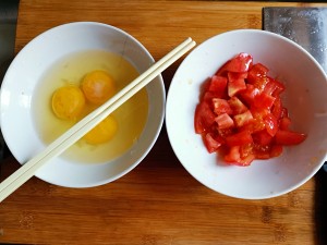 Dish of confidential of baking pan of old Zheng home appliance -- the practice measure of tomato egg pizza 3