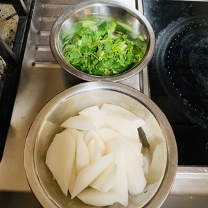 The practice measure that white turnip duck wears soup 1