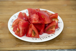 The practice measure of tomato cool cake 2
