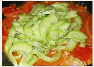 The practice measure of pumpkin braise tomato 7