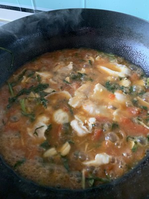 The practice measure of tomato slices of fish meat 9