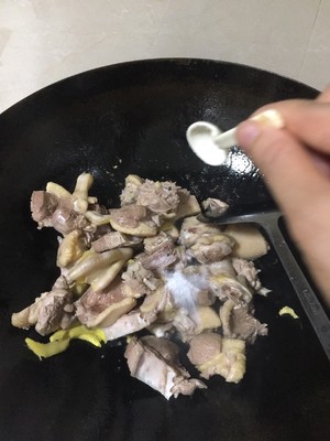 Duck flesh two feed (duck of duck of stew of potato purple perilla, dry stir-fry before stewing) practice measure 11
