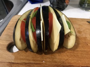 Tomato flesh broken aubergine (avoid deepfry) practice measure 1