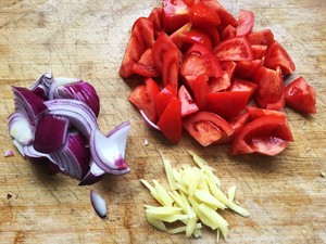 The practice measure of the beef of potato of quick worker tomato that stew 3