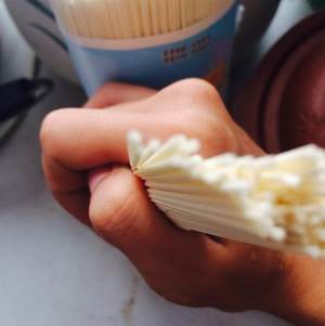 The practice measure of fine dried noodles of egg of simple breakfast tomato 5