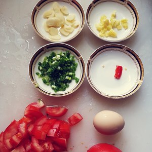 Dish of dawdler quick worker, the practice measure of tomato egg soup 1