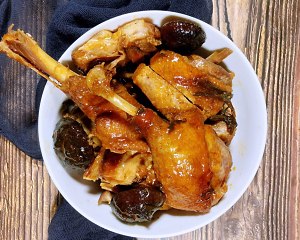 The practice measure of the duck of oily stew of · Xianggu mushroom that the adult on the mother loves most 12