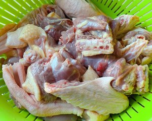 The practice measure of duck of popular hot beer 1