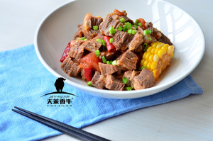[confidential small hutch] we always come with cate him reward with food and drink, enjoy satisfied -- the practice measure that tomato stews organic beef 6
