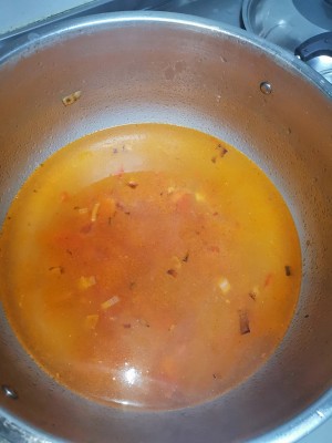 The practice measure of tomato egg noodles in soup 4