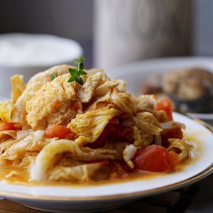 Dried bean milk cream in tight rolls of stew of duck's egg of tomato Chinese cabbage (fabaceous skin) practice measure 17
