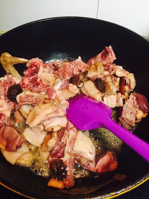 Dish of Hunan characteristic name - - the practice measure of Zhi river duck 7