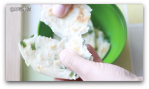 Food of Su Di baby: Dumpling skin hand rips cake + the practice measure that tomato onion fries an egg 12